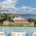 In Arbanija With Sea View, Terrace, Air Conditioning, Wifi 5139-5 Lägenhet *