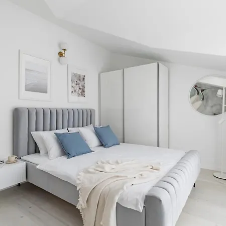 In Arbanija With Sea View, Terrace, Air Conditioning, Wifi 5139-5 Appartamento *